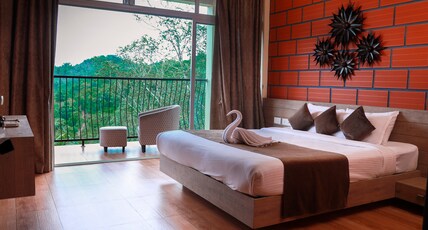 Serene Crest Resort and Spa Room Type - SUITE ROOM