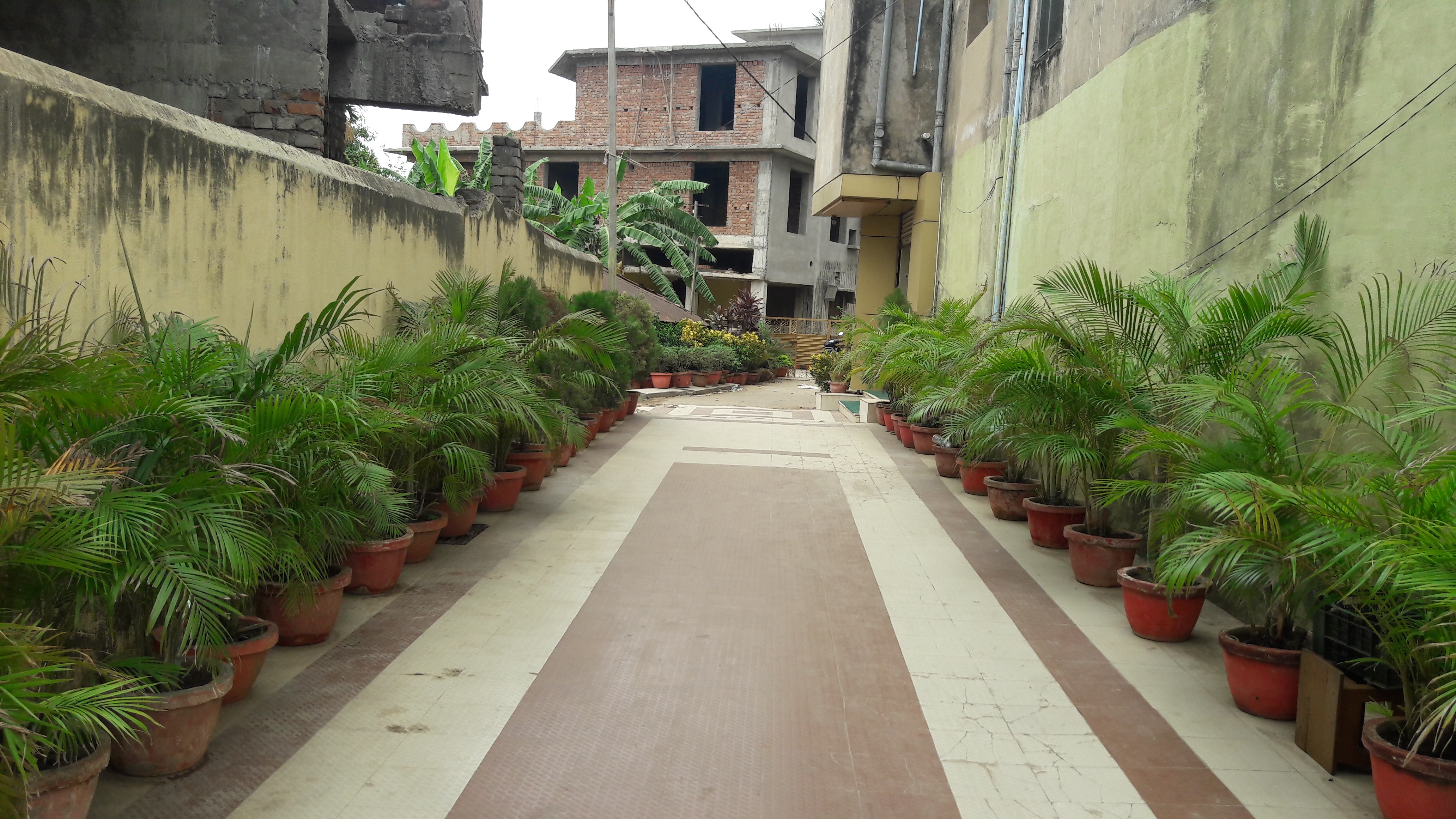 Shree Narayani Resort - Tap to explore photos