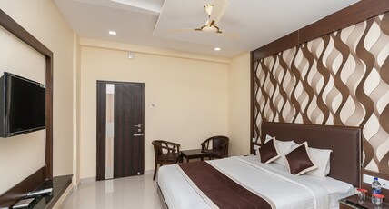 HOTEL VENKAATESWARA Room Type - Executive  Room