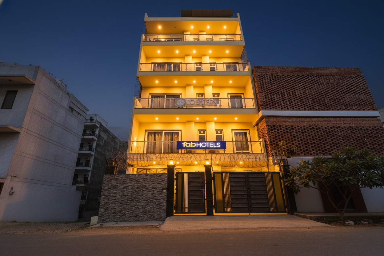 FabHotel Ostan Stayz - Tap to explore photos