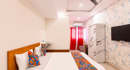FabHotel SJ Comforts Room Type - Deluxe Room