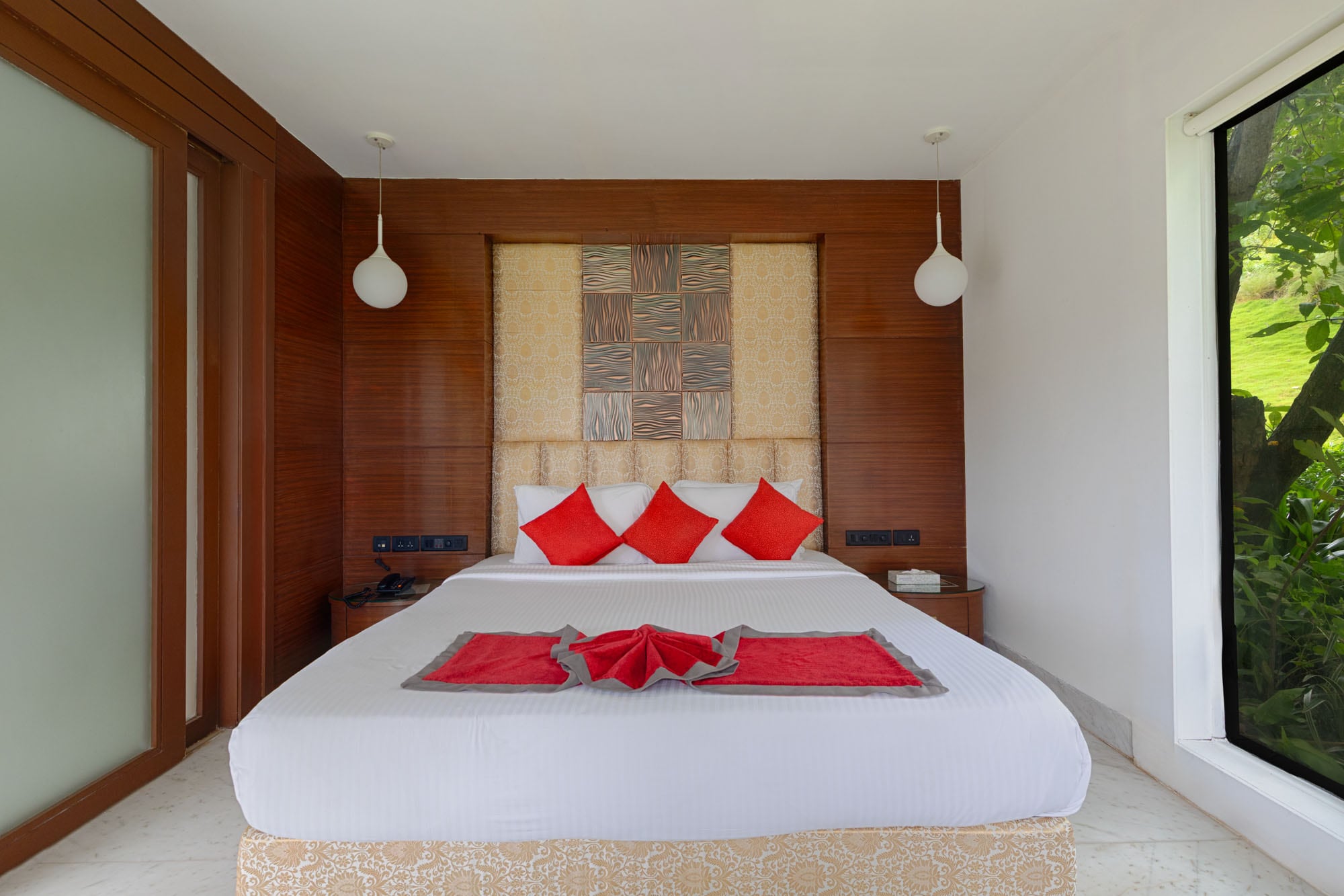 Juvana Resort & Spa - Tap to explore photos