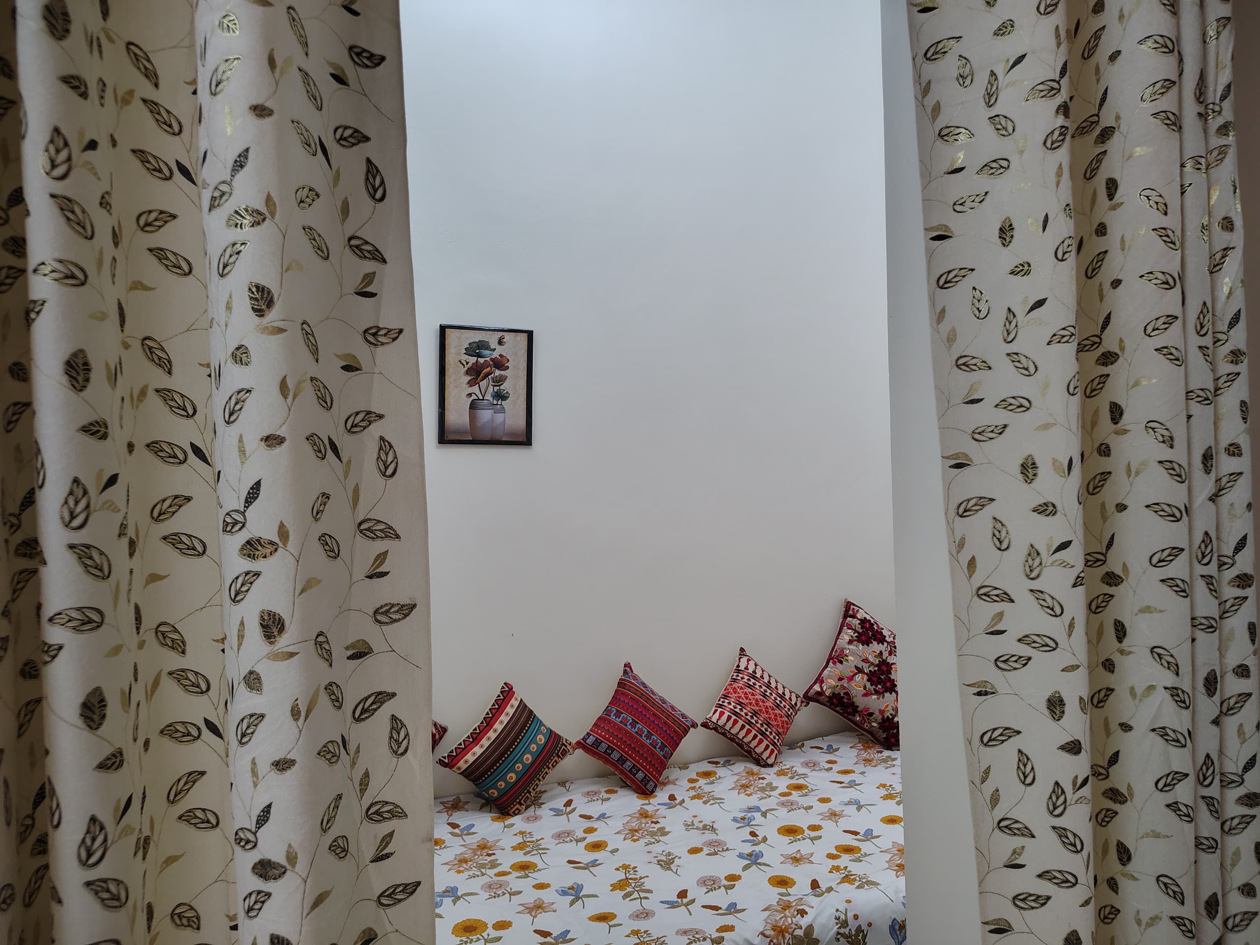 Elegant villa 4BHK in Dehradun by homeyhuts - Tap to explore photos