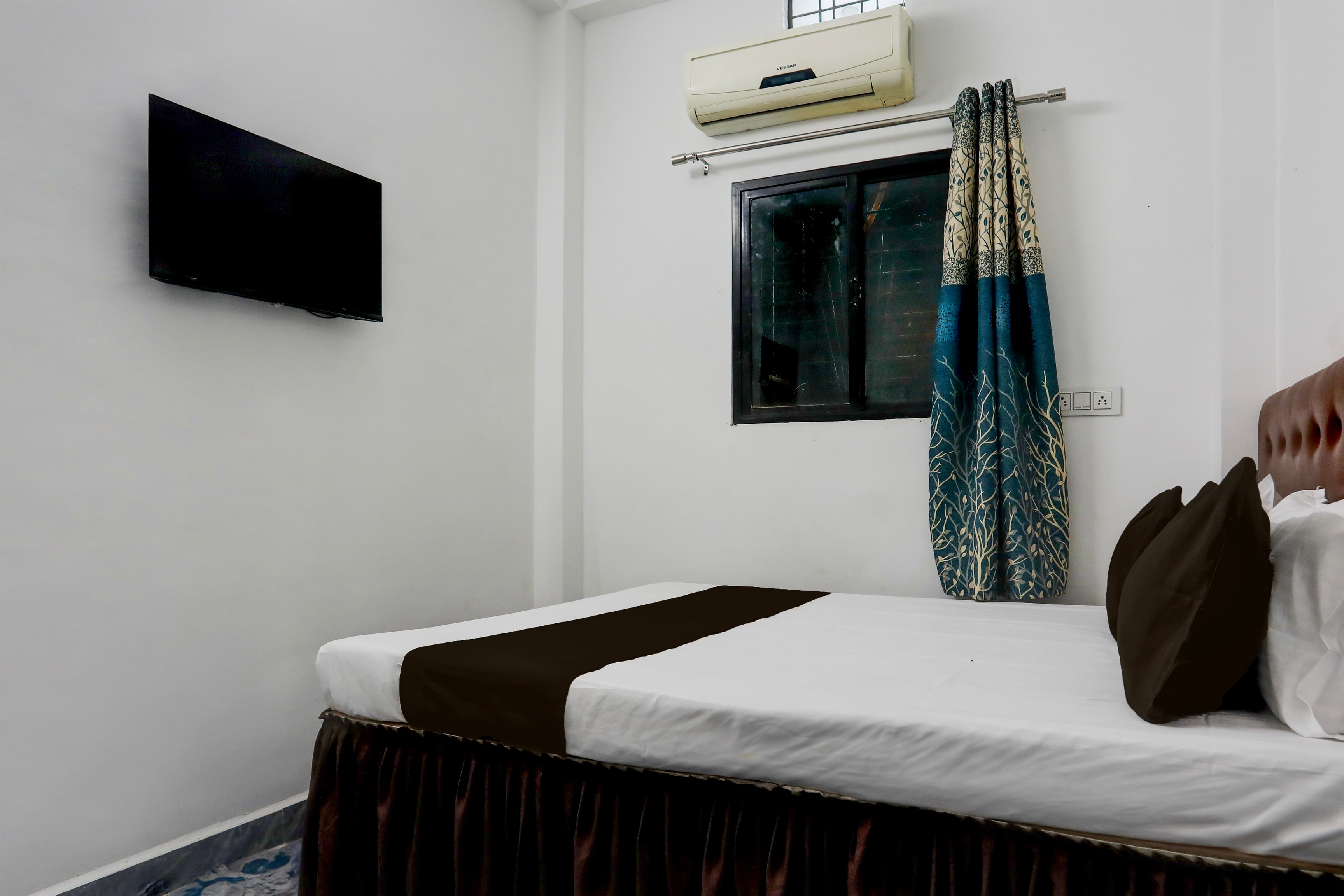 Hotel O Basera Lodging - Tap to explore photos