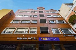 FabHotel Welkin