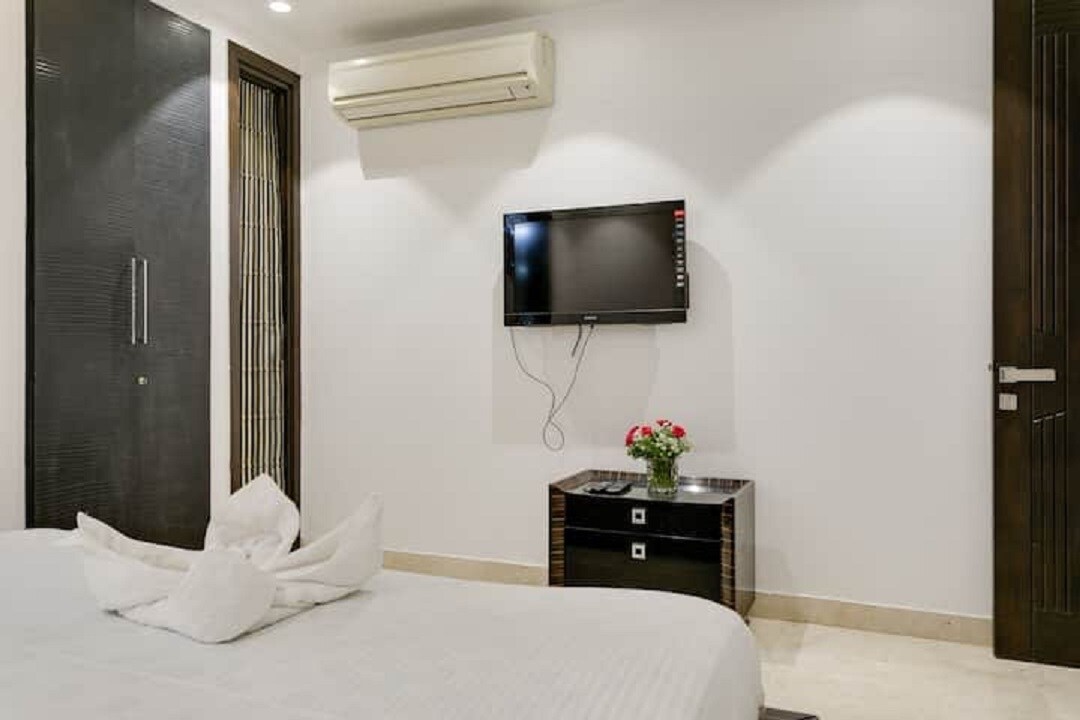 Adot Home Stay - Tap to explore photos