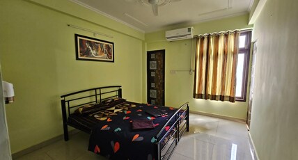 L401 1BHK in Krishna Nagar Lucknow Room Type - Bedroom 2