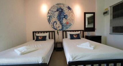 RQ Phuket Patong Beach by Collection O Room Type - Deluxe Twin