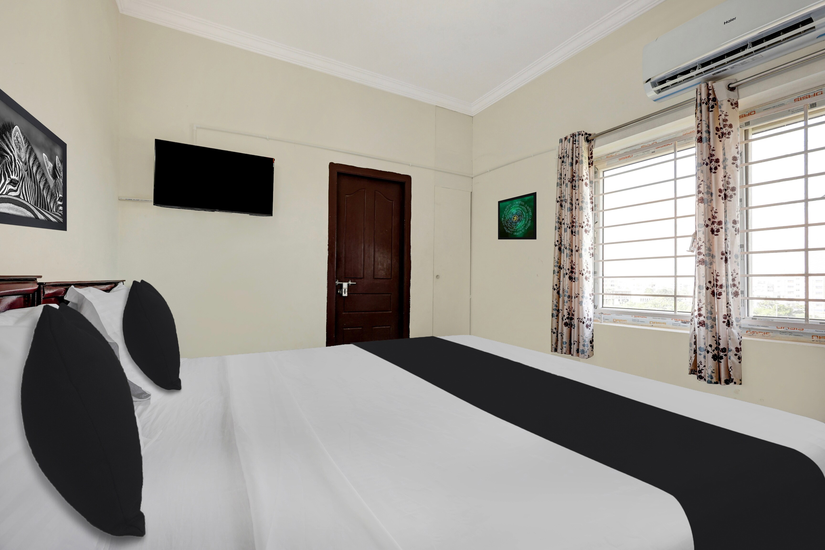 OYO Hotel O Ramaraopet Near Kakinada Beach - Tap to explore photos