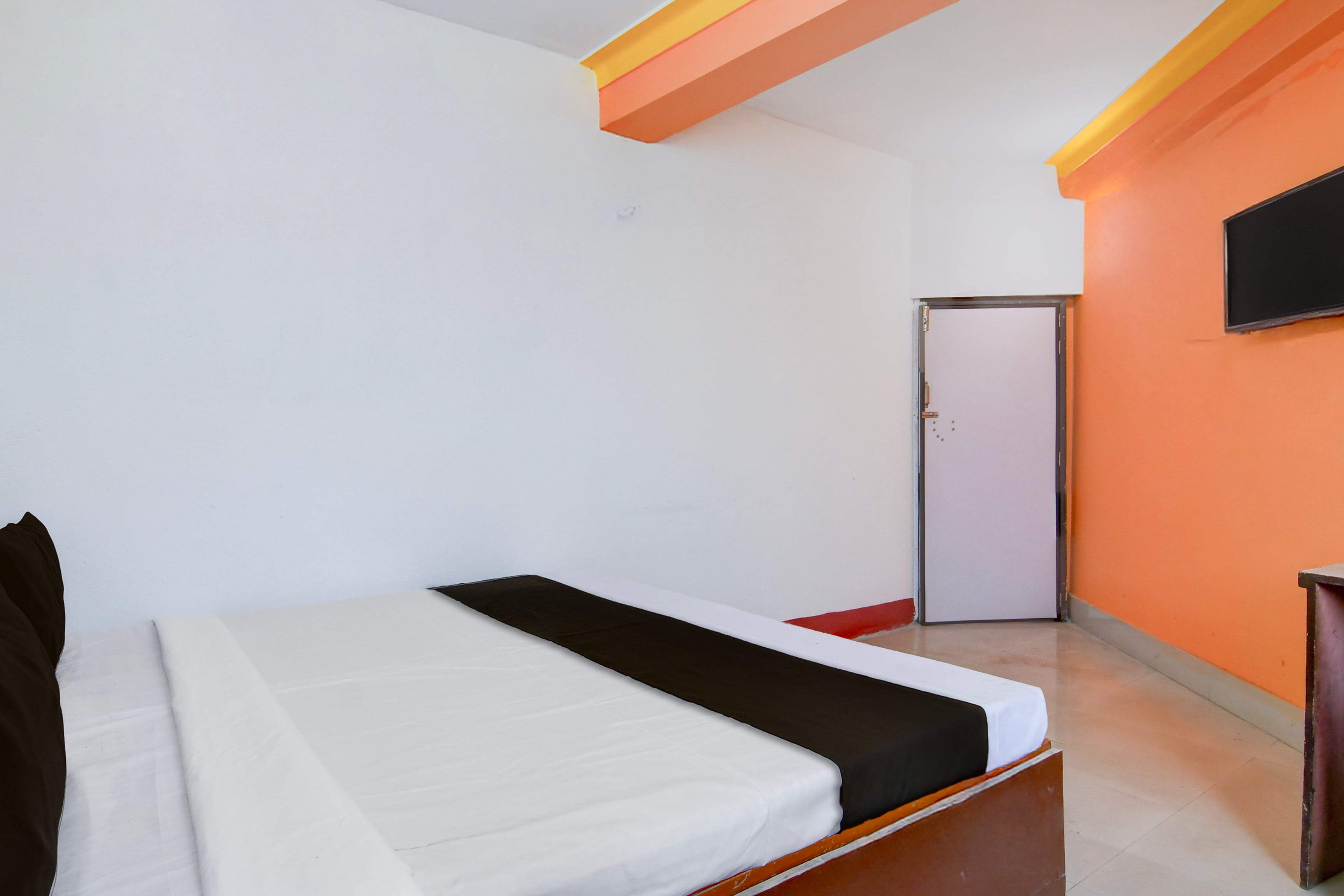 Hotel O Swami Vivekananda University Kolkata - Tap to explore photos