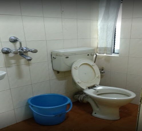 Hotel Jayshree Inn - Tap to explore photos
