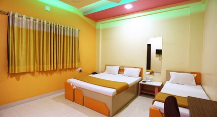 Hotel Somnath Sagar Room Type - 3 Bedded Family AC Room