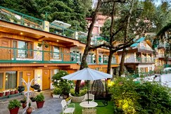 Mongas Hotel and resort ! Mall Road Dalhousie