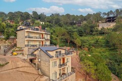 Elivaas Konifer Greyvine | Hillside 9-BHK Retreat with Attic, Scenic Views, Garden & Outdoor Seating