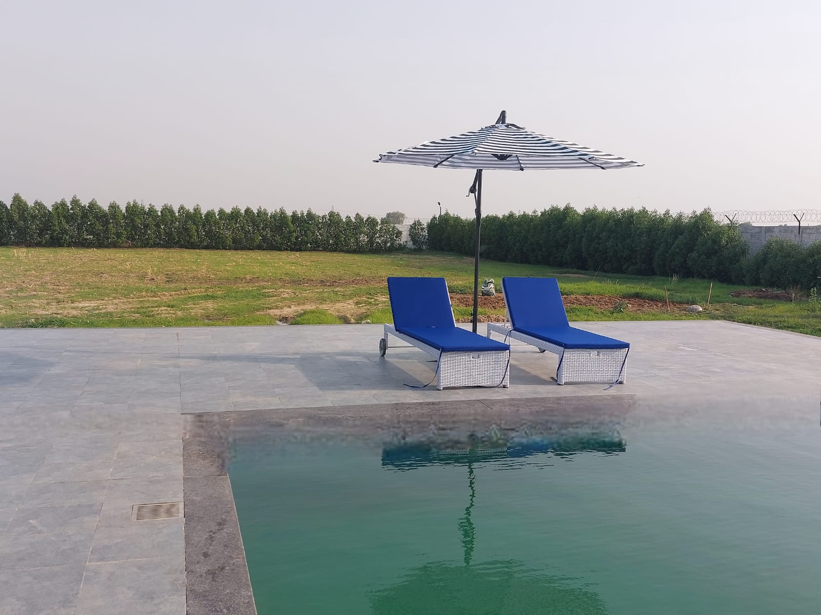 Whiteoaklands - Tap to explore photos