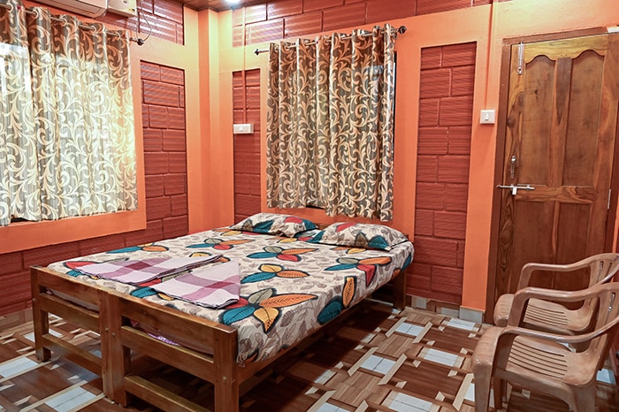 Haripriya Residency | Rooms & Caretaker - Tap to explore photos