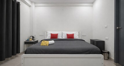 Loop by Zolo Ramaiah, Bangalore Room Type - Deluxe Queen Room | AC