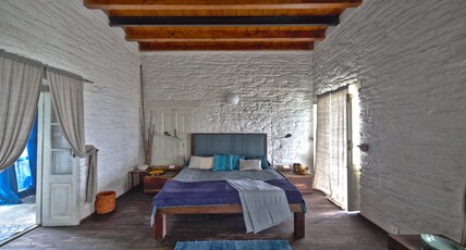 JaiVi Terrace Room Type - Utish