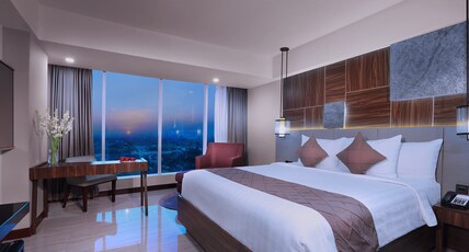 Aston Madiun Hotel & Conference Center Room Type - Deluxe Room