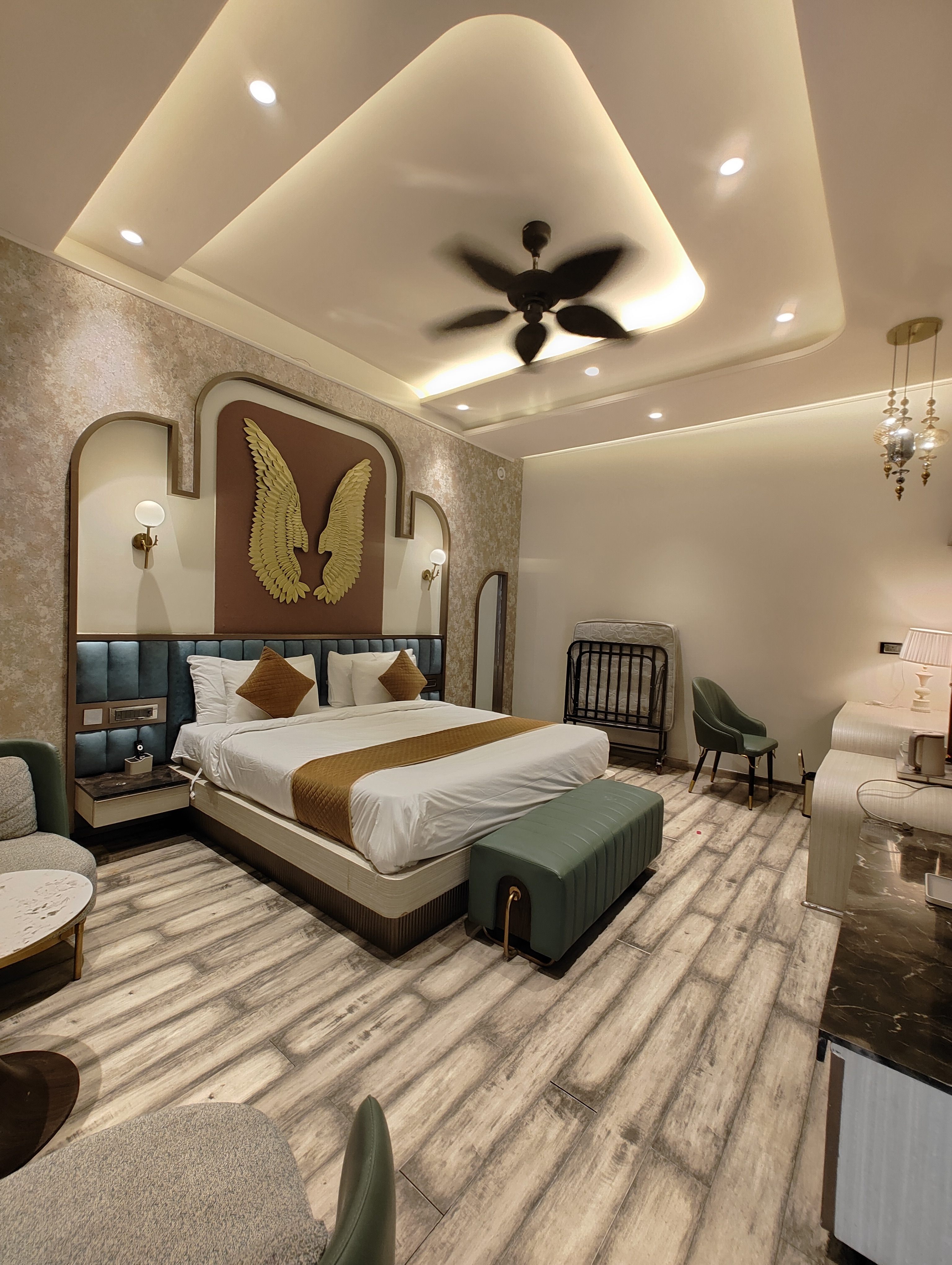 Carlton Suites Alankara - Jaipur - Tap to explore photos