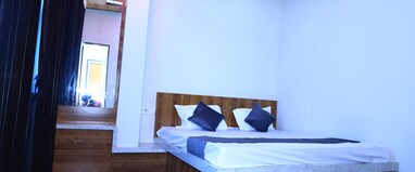 Hotel Shiv Shakti palace