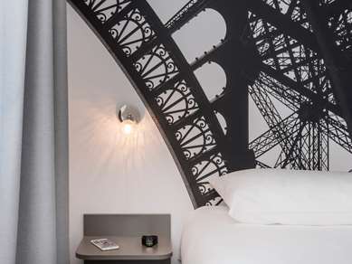 ibis Styles Paris Eiffel Cambronne - Tap to explore photos