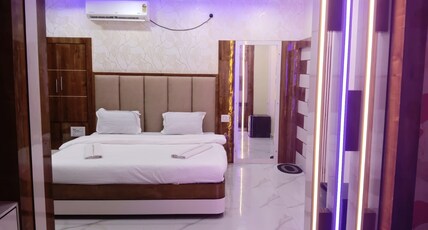 Aryans Sea Sight Resort Room Type - Royal Cottage without Pool View