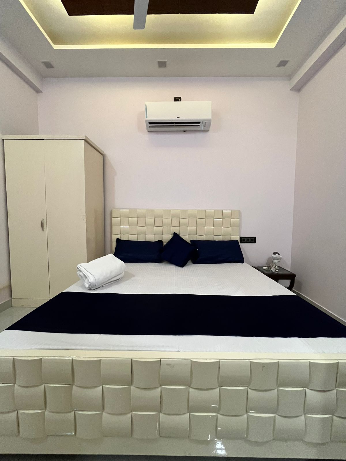 Kanvas Stay By Premier Hotels - Tap to explore photos