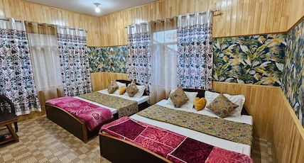 Hotel golden inn Room Type - Quad Sharing Family Room