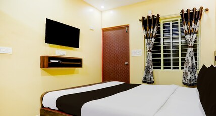 Hotel O GRS Hotel Room Type - Classic