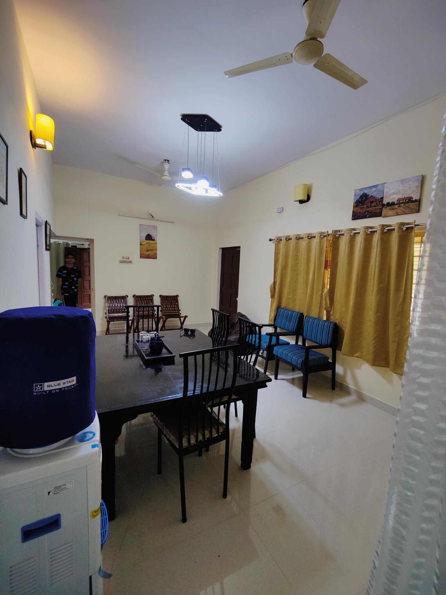 Ground floor Home Stay - Tap to explore photos