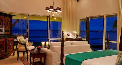EKHO Lake House Room Type - Royal Suite with Lake View