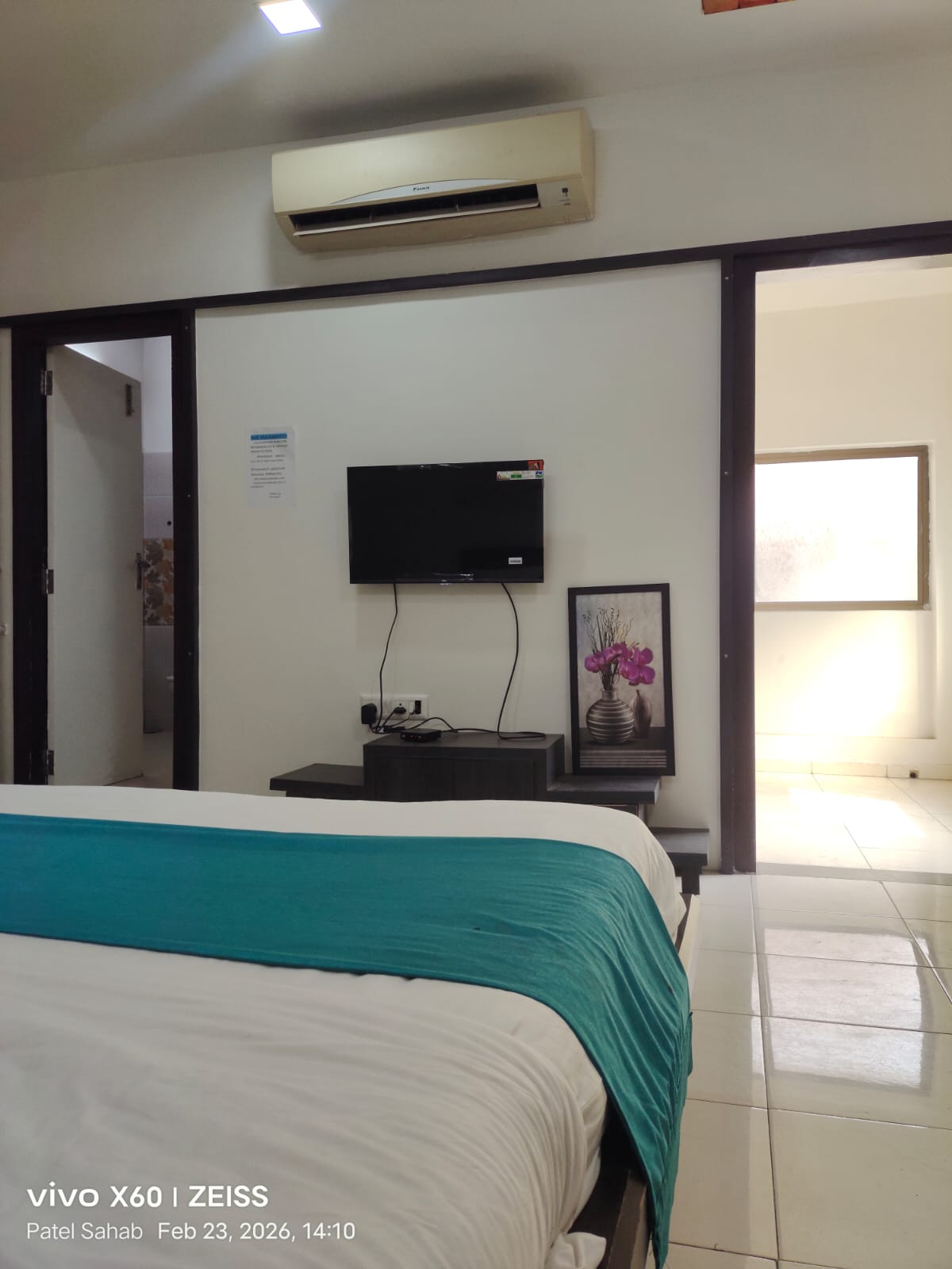 JADE STAY 4 BHK PRAHLAD NAGAR - Tap to explore photos