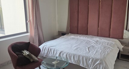 Royal Manor Room Type - Bedroom 3