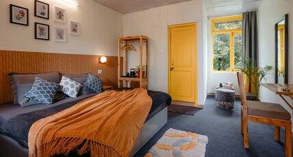 The Hosteller Bir | Rooms & Dorms Room Type - Superior Double Room