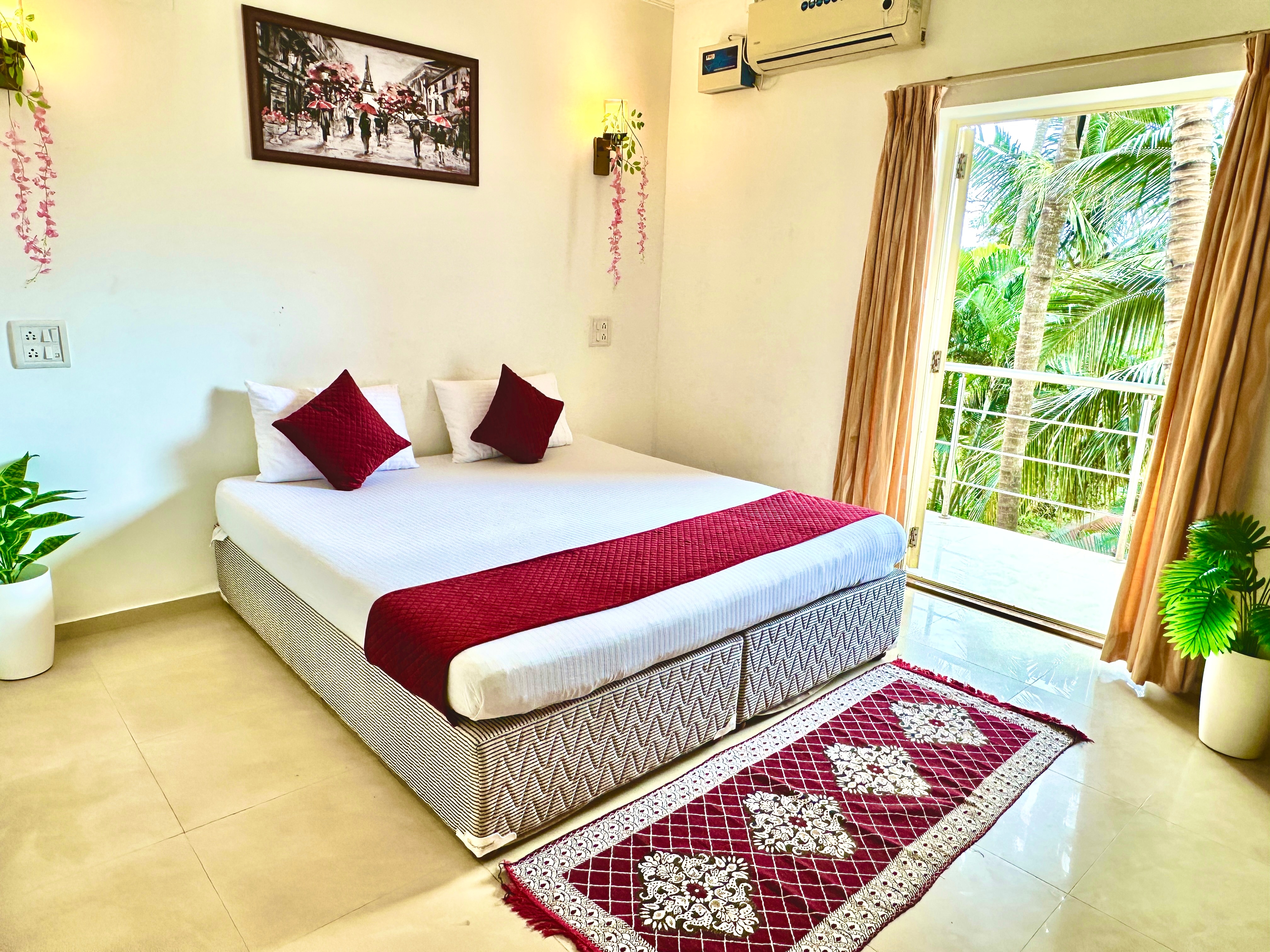 Hotel El Paso - Tap to explore photos