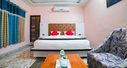 HOTEL SHRI BAGNATH PALACE, Bageshwar Room Type - SUPER DELUXE non ac HOTEL SHRI BAGNATH PALACE, Bageshwar Room Type - SUPER DELUXE non ac