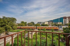 Hotel Seventh Heaven | Britannia Chowk Delhi | Couple Friendly 