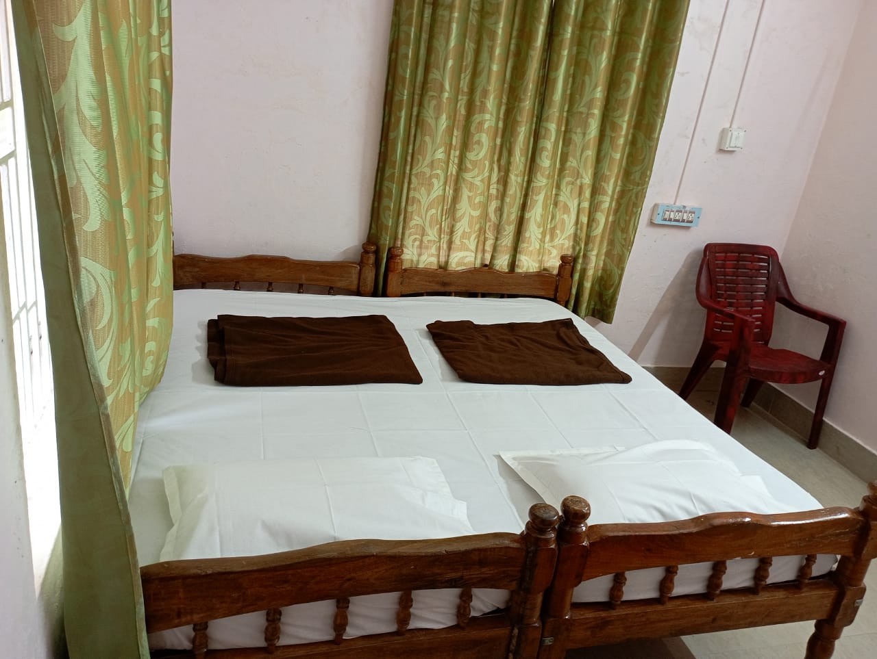 Shreekrishna iWoods Homestay - Tap to explore photos
