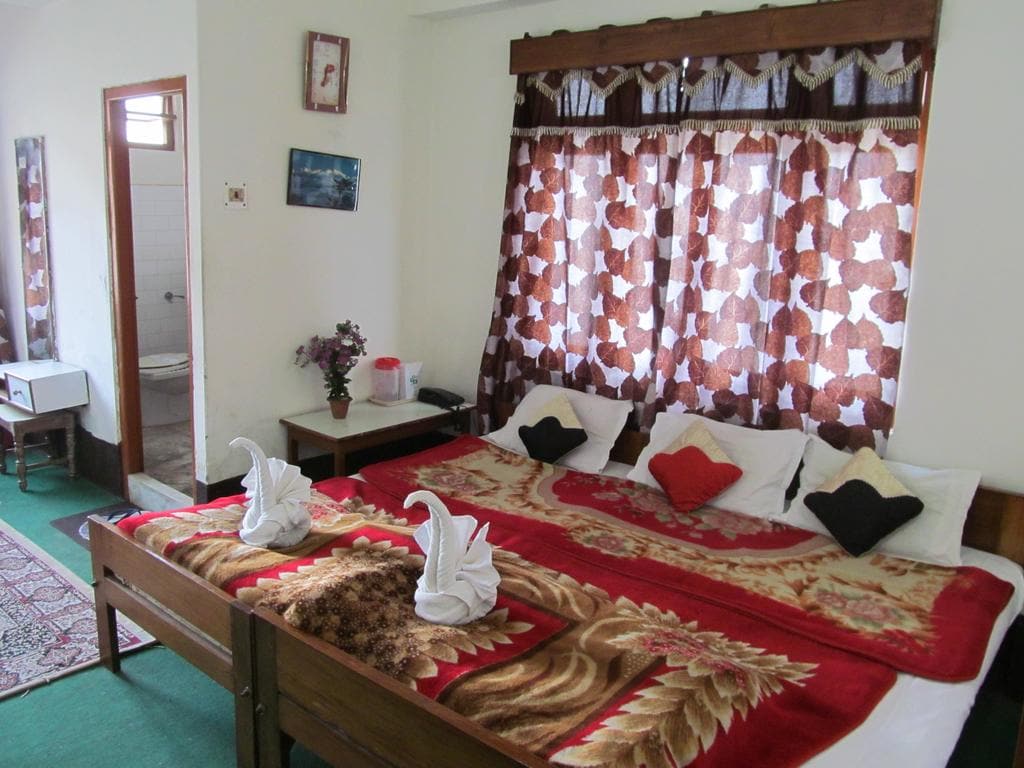 Hotel View Point - Tap to explore photos