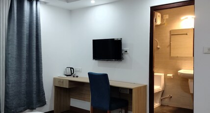 Shanol Residency Room Type - Deluxe doluble room