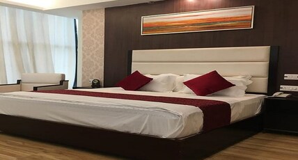 HOTEL AMBASSADOR ROYALE Asansol Room Type - Deluxe Room