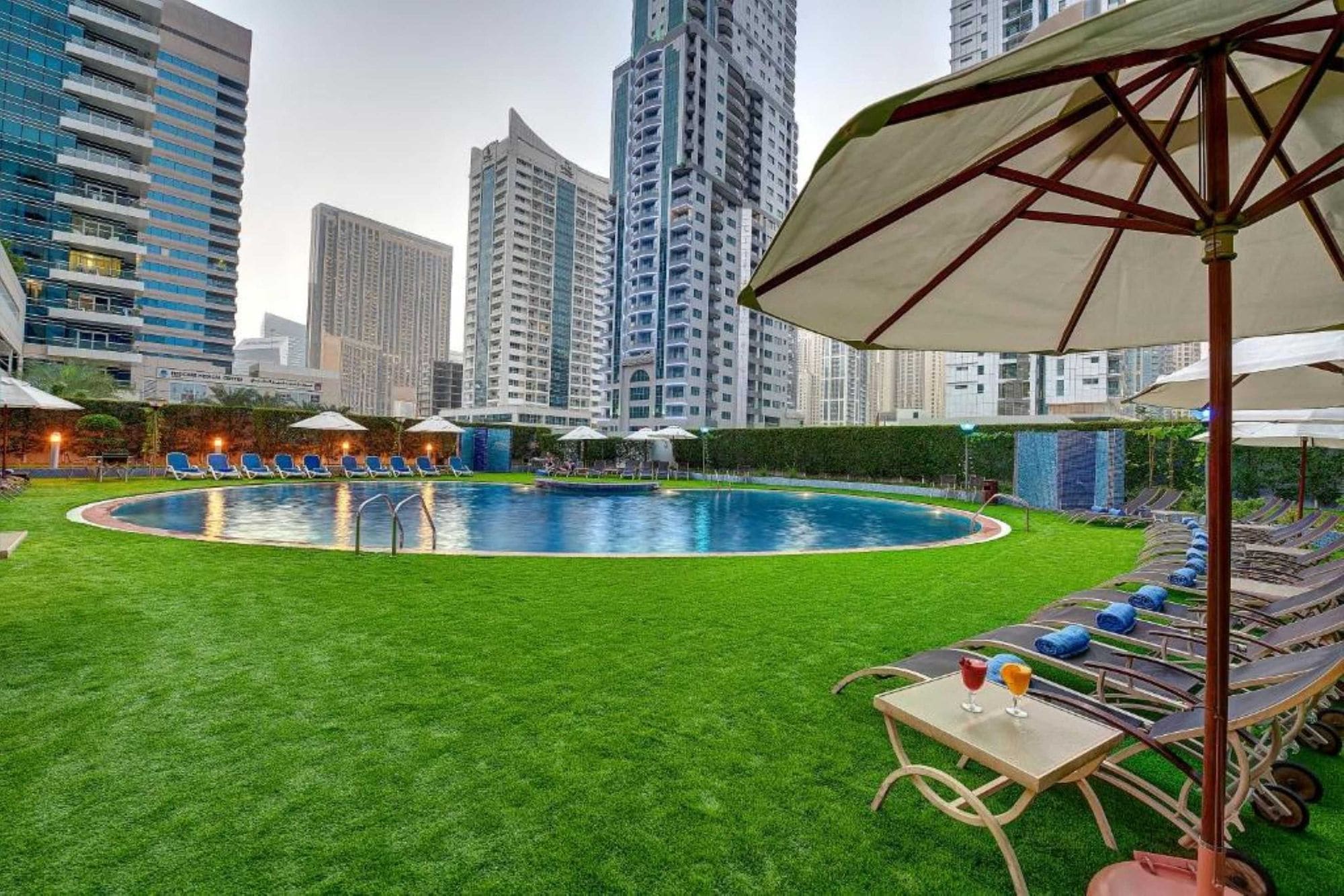 Sunday Marina View Hotel Apartments - Tap to explore photos