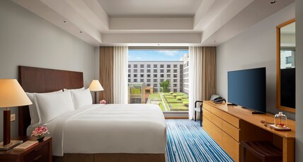 Grand Hyatt Mumbai Room Type - One Bedroom Patio Apartment