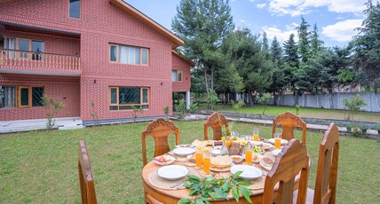 StayVista at Pinewood Villa near Srinagar Airport Room Type - StayVista at Pinewood Villa