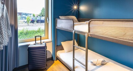 ibis budget Epinal Room Type - Standard Room with 1 double bed and 2 bunk beds