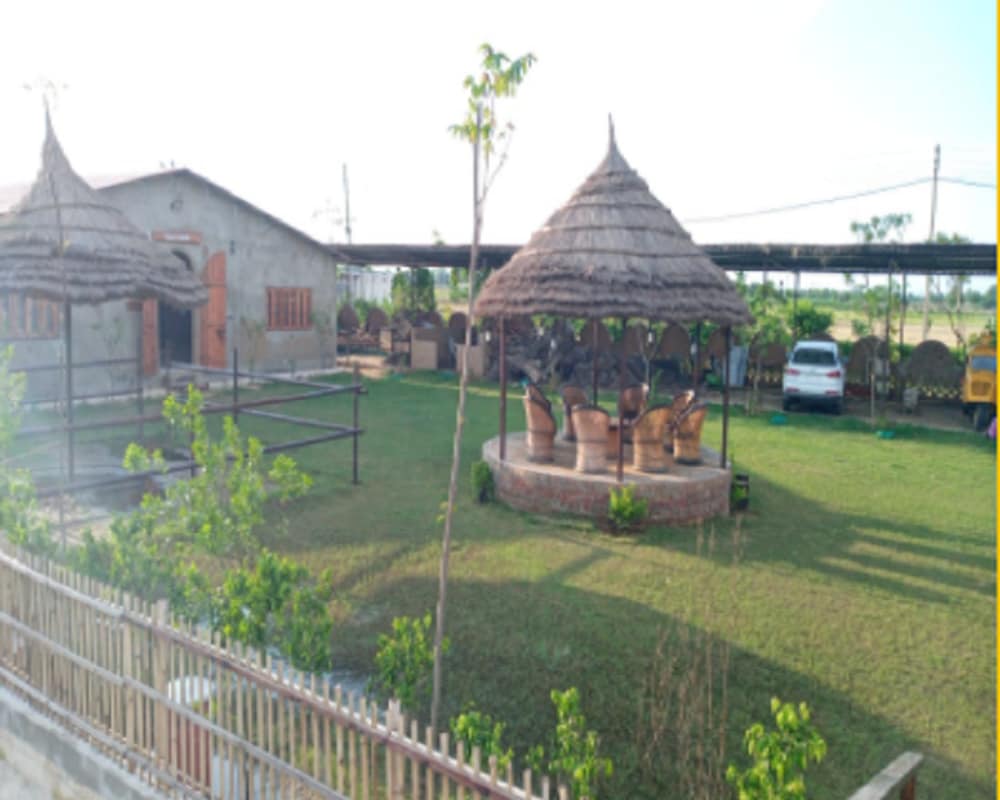 Yaduvanshi Farm & Resort - Tap to explore photos