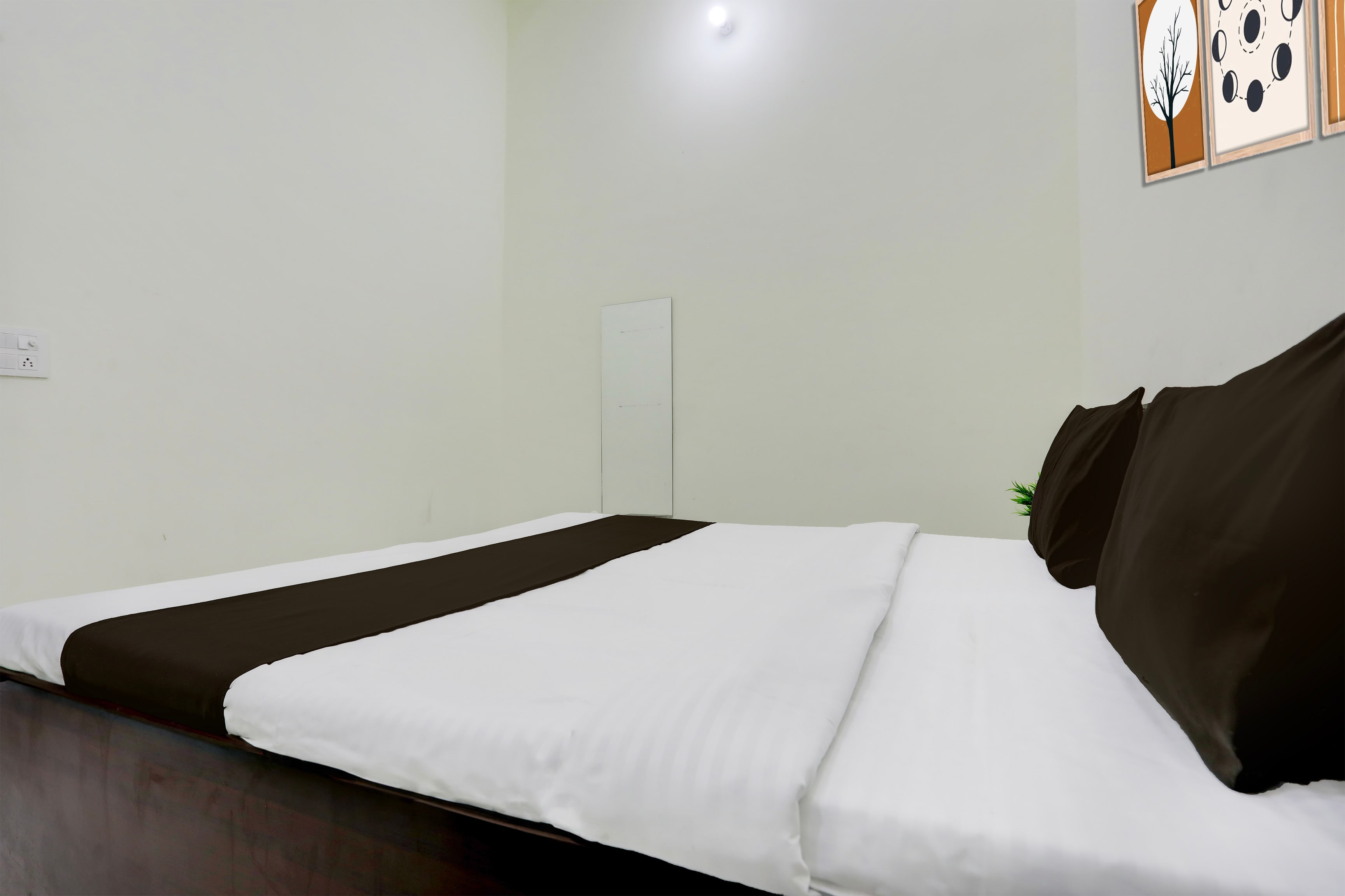 Hotel O Glory green farms and guest house - Tap to explore photos