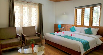 L&G Riverview Haven Room Type - Deluxe Honeymoon Room with AC