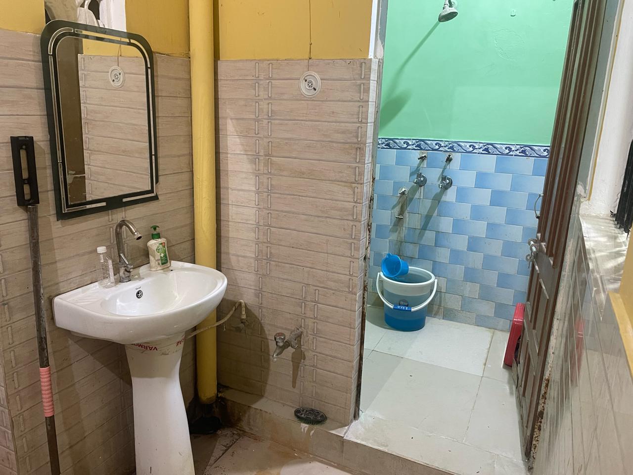 Akhansha Homestay - Tap to explore photos
